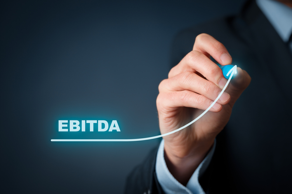 EV/EBITDA倍率とは？正しく評価できる計算式やメリット・デメリットを解説