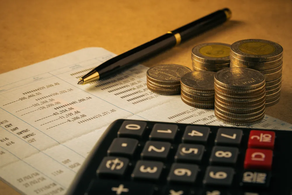 PBR（株価純資産倍率）とは？PERとの違いや目安、計算式や注意点についてわかりやすく解説