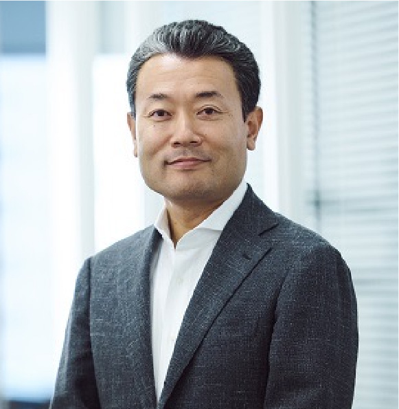 B・BLUEpartners株式会社 代表取締役社長 鈴木 孝二